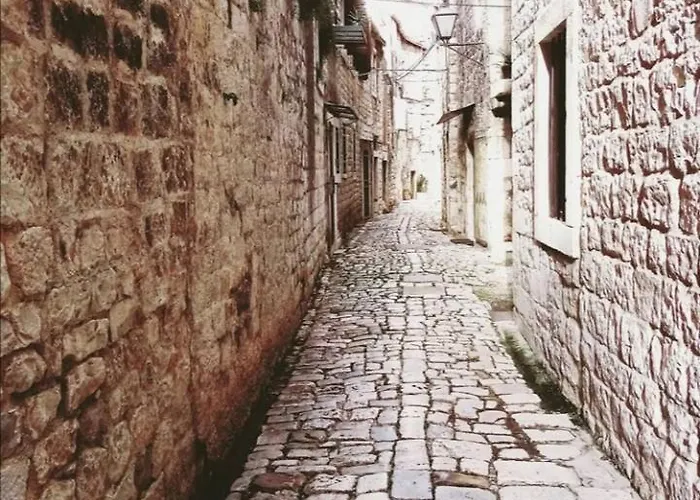 Towerhousesasso Konukevi Trogir