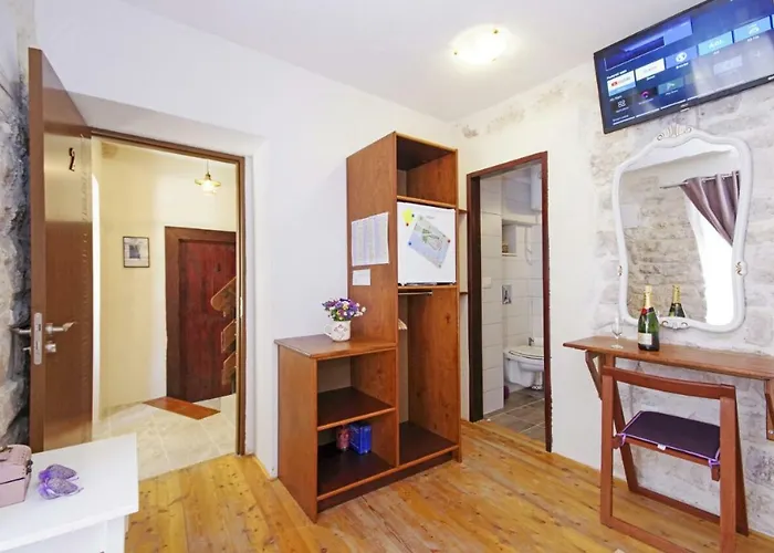 Towerhousesasso 3* Traù