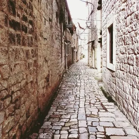 Towerhousesasso Konukevi Trogir